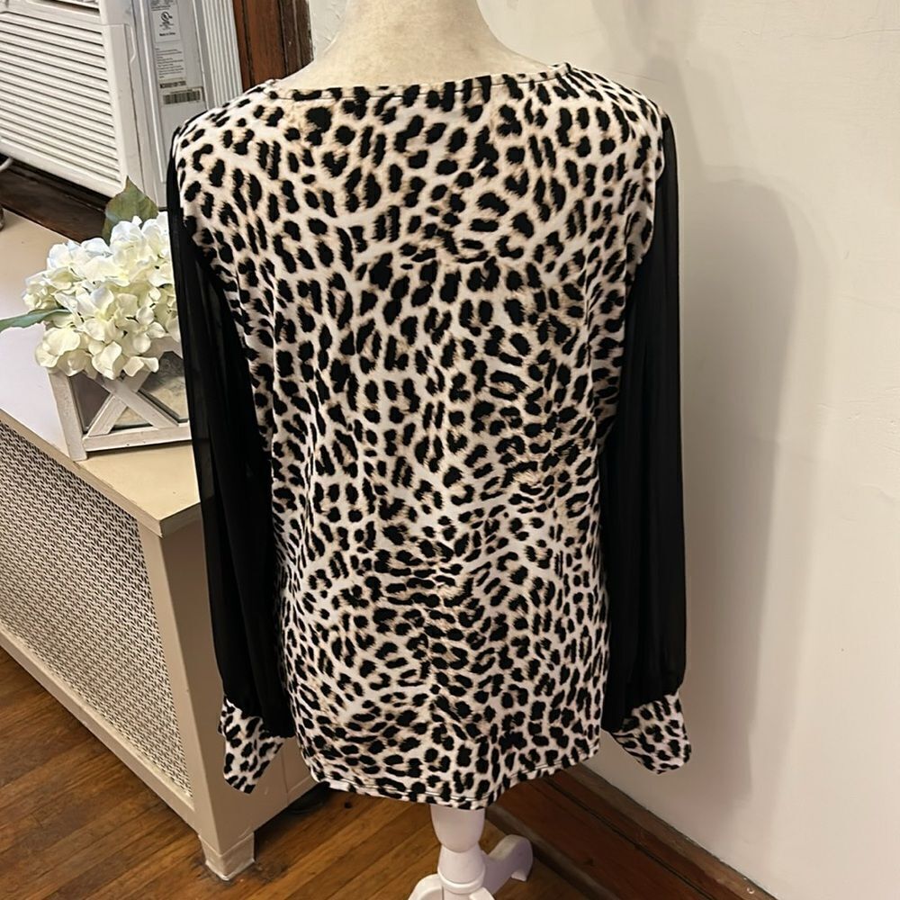 Vince Camuto animal print long black sheer sleeve blouse Size L EUC - Picture 6 of 11